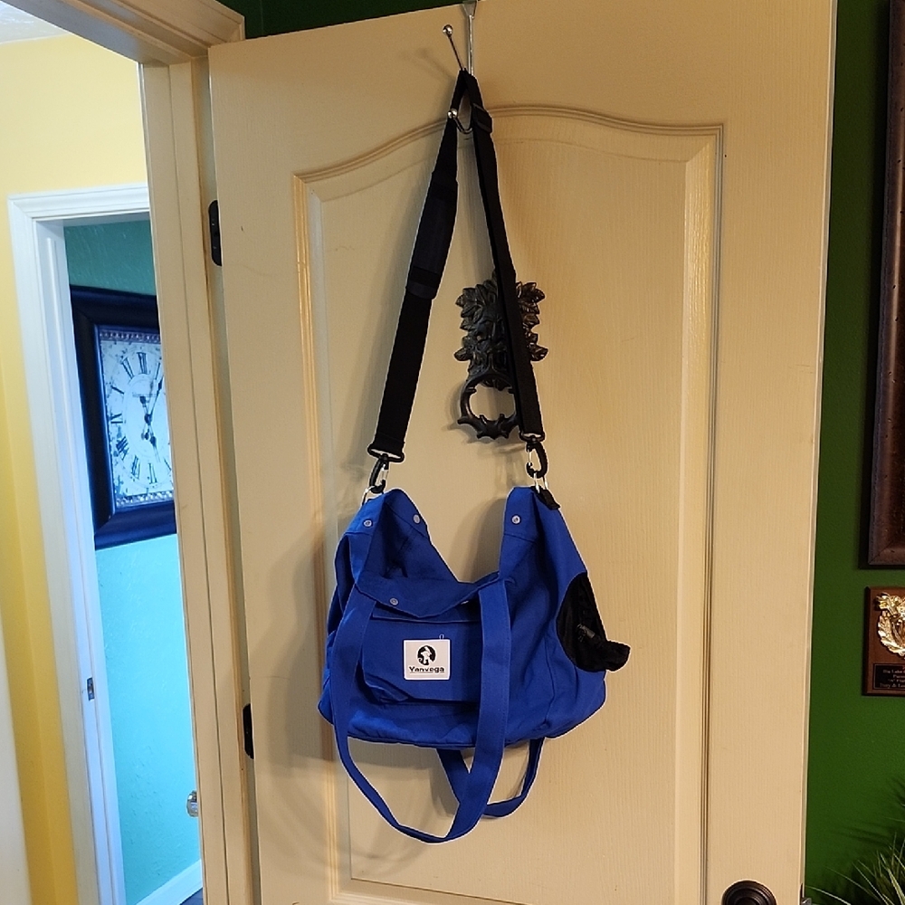 YANVEGA BLUE PET SHOULDER BAG CARRIER